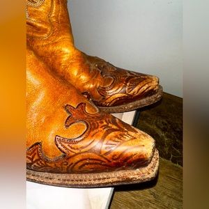 Tony Llama Cowboy boots